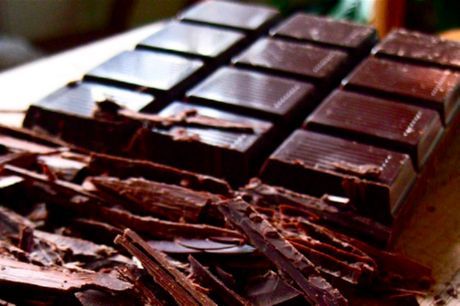 9 Foods That Make Us Happier